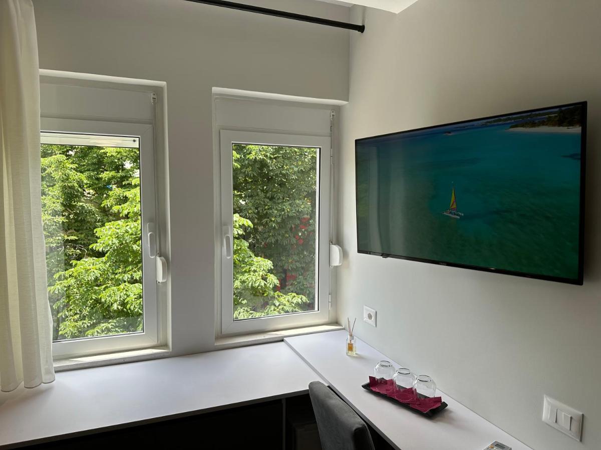 Soin Rooms Tirana Exterior foto