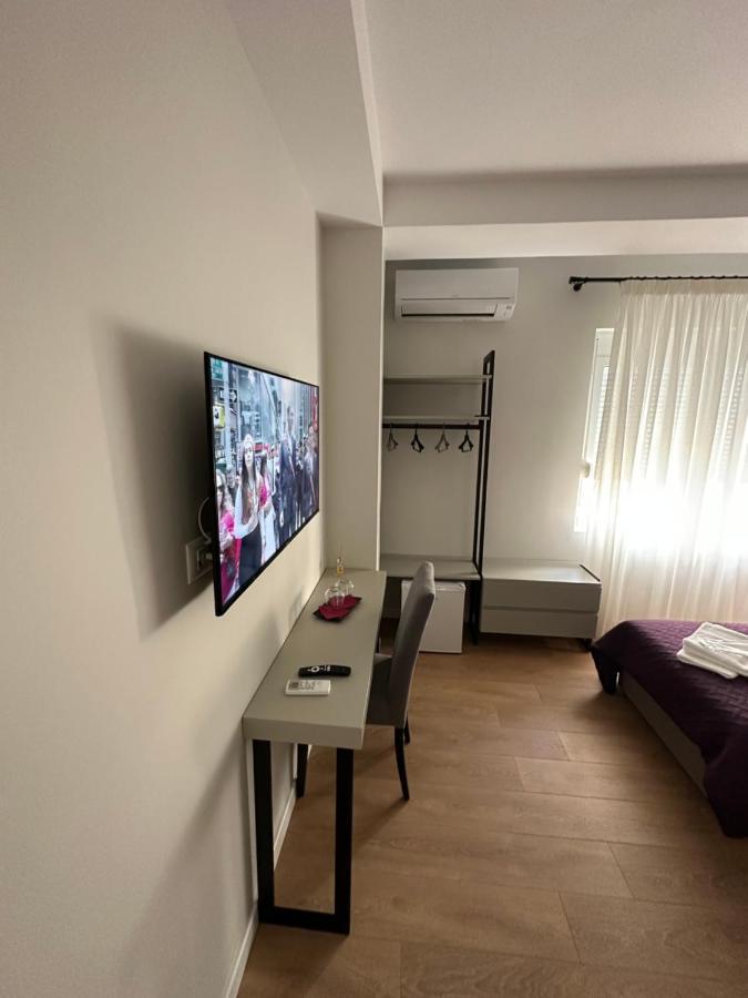 Soin Rooms Tirana Exterior foto