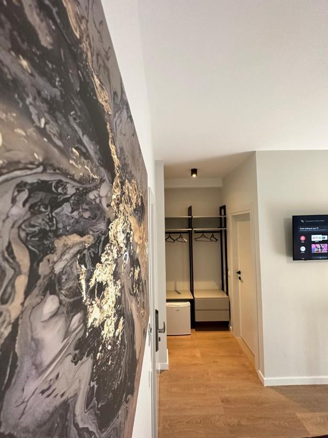 Soin Rooms Tirana Exterior foto