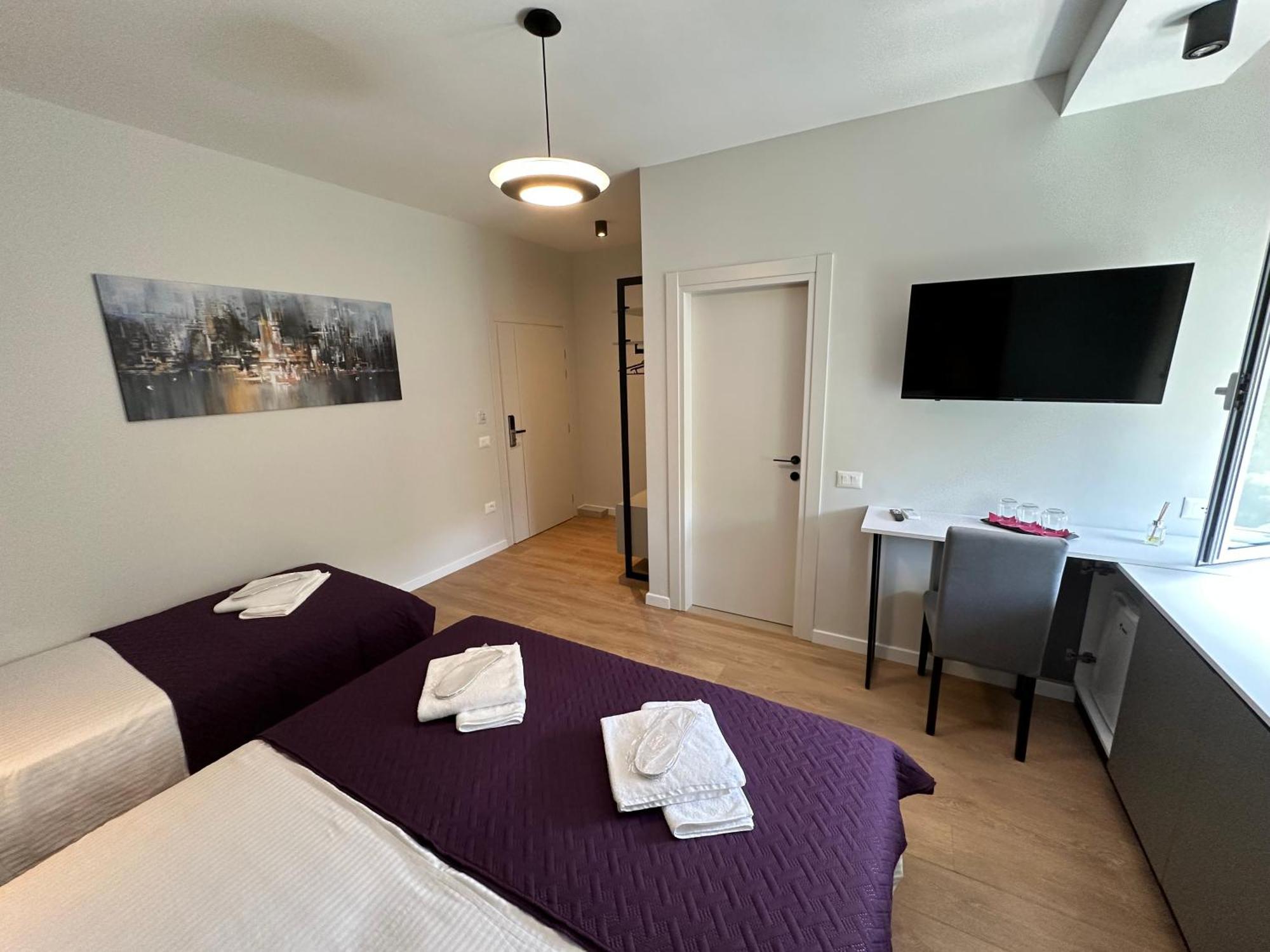 Soin Rooms Tirana Exterior foto